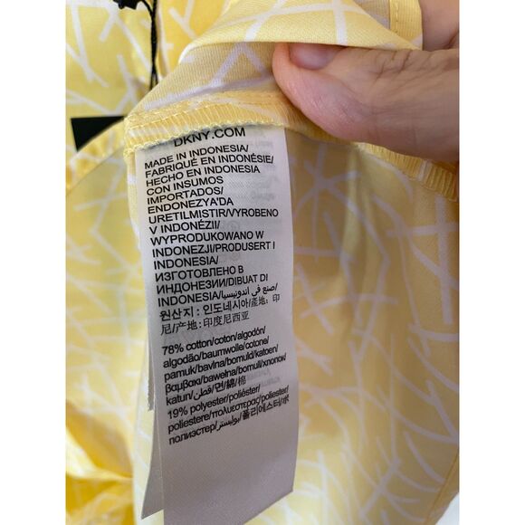 NWT DNKY Men's Yellow‎ Long Sleeve Button-Down Shirt Geometric Print Size Medium - Picture 6 of 7
